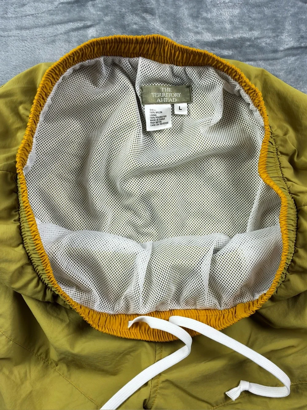 Territory Ahead Swim Trunks Size Large Olive Green Mesh Lined Pockets Drawstring